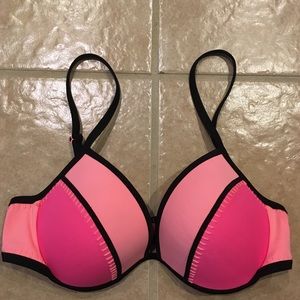 Victoria’s Secret swim suit top 36D